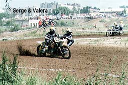 moto007.jpg (25868 bytes)